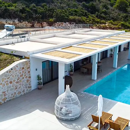 Lamar Private Luxury Βίλα