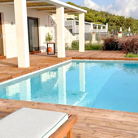 Lamar Private Luxury Βίλα