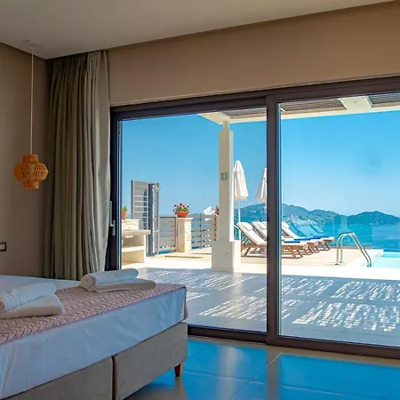 Lamar Private Luxury Villa *