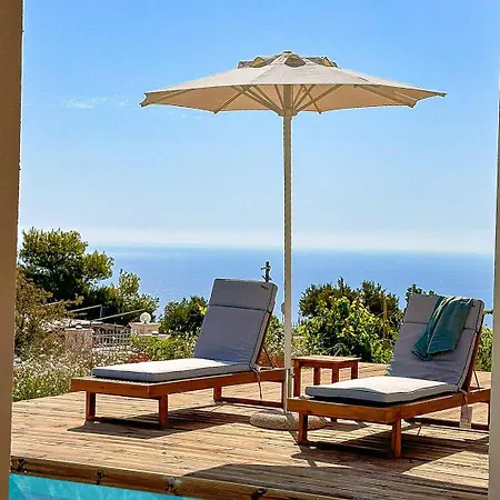 Lamar Private Luxury *